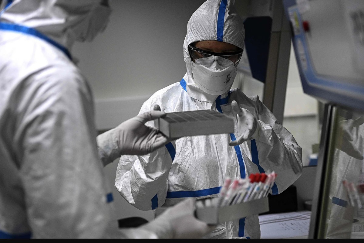 Mediji: Pandemiju izazvalo curenje virusa iz laboratorije