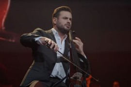 Hauser gostovao na novom albumu grupe U2
