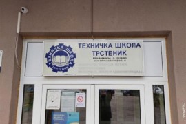 Poznate kazne za učenike koji su profesorki u školi izmakli stolicu