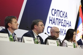 Vučić saopštio kada će SNS birati sve stranačke organe
