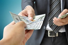Finansijski obrt: Banke zovu klijente i traže zajmove