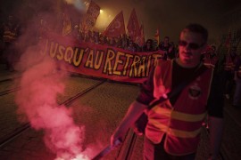Francuska: Demonstranti palili smeće, kante, kontejnere i skutere ...