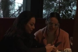 Pomirile se Edita i Indi