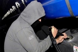 Osumnjičeni da su krali gorivo iz teretnih vozila i radnih mašina