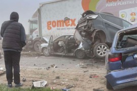 Lančani sudar 14 vozila u pješčanoj oluji kod Subotice, 10 ...