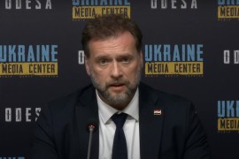 Žestoka borba hrvatskog ministra sa engleskim jezikom (VIDEO)