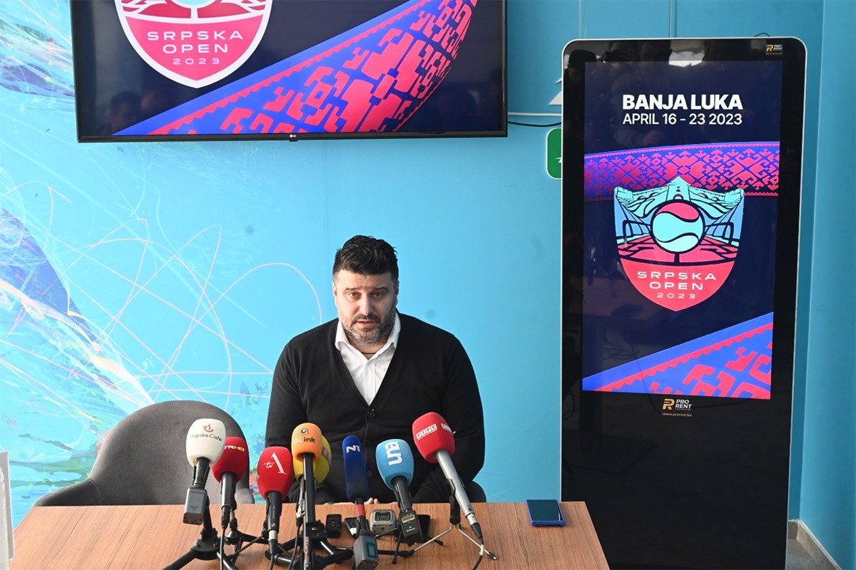Đorđe Đoković nije mogao da sleti u Banjaluku zbog magle, otkazana konferencija