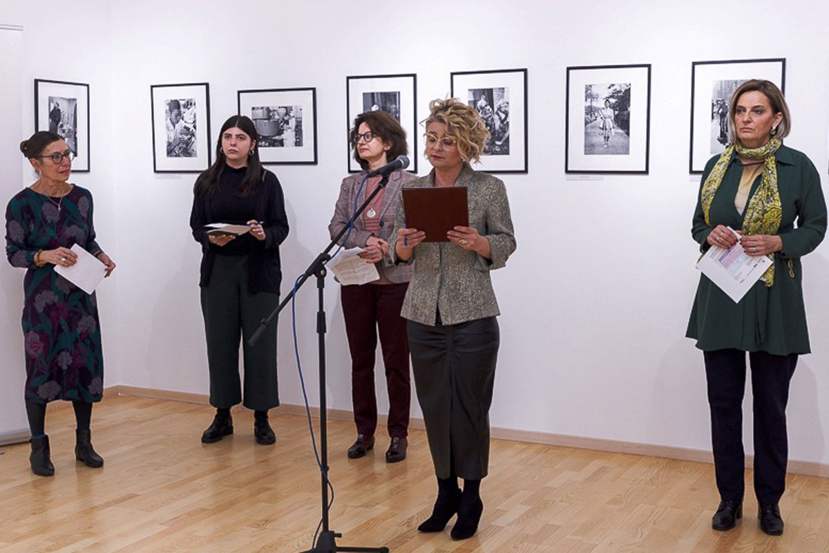 "Women to Women": Otvorena izložba fotografija Inge Morat i Gerti Dojč