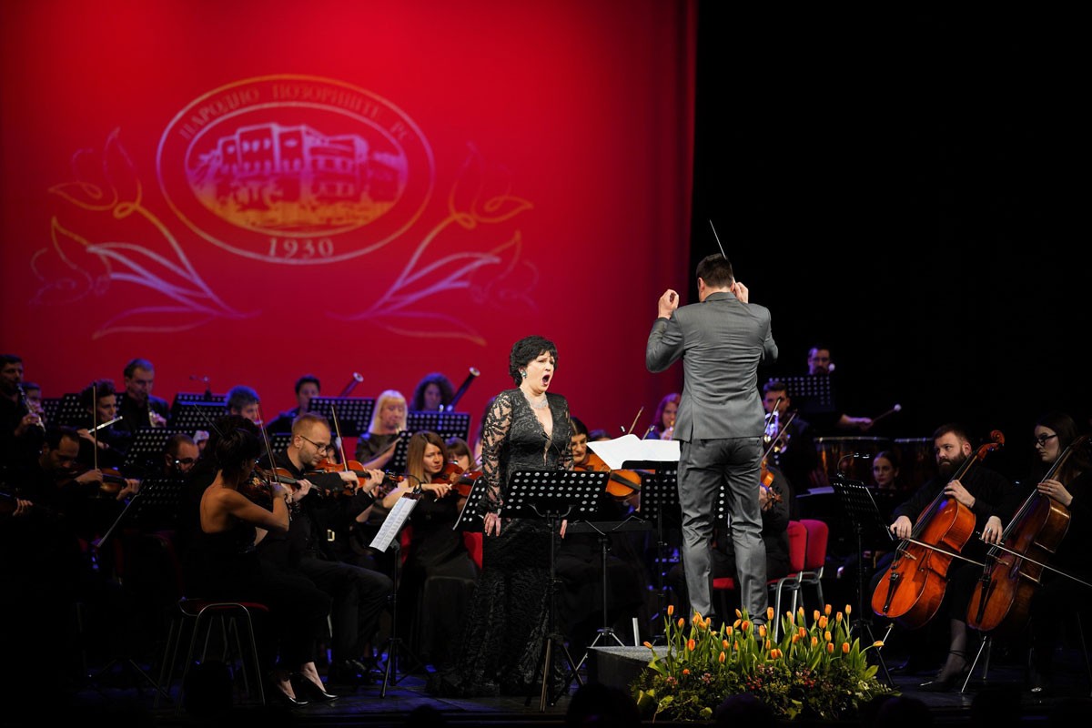 Održan koncert simfonijskog orkestra: Klasična i filmska muzika na sceni NP RS