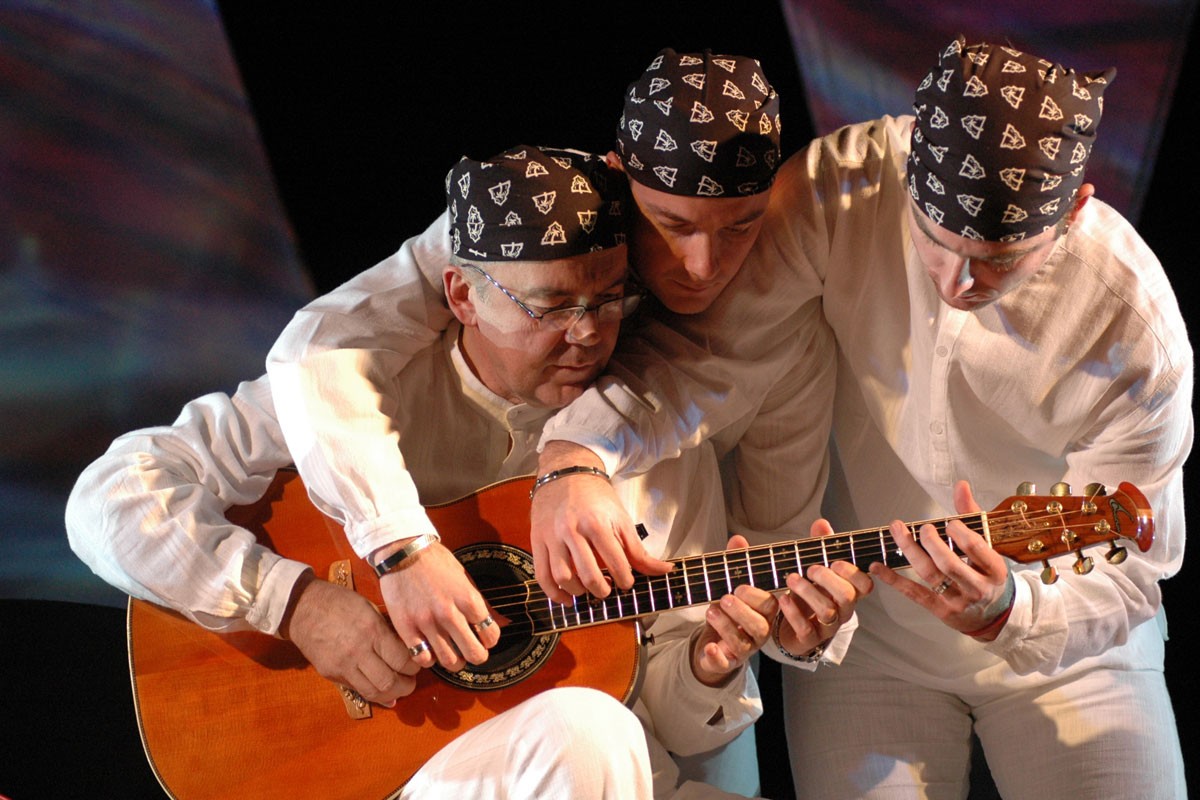 "Trio Balkanske žice" nastupa u Banskom dvoru