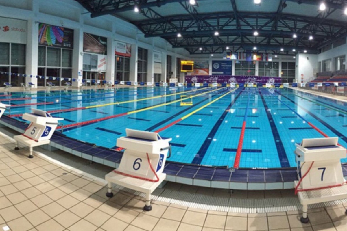 Damama besplatan ulaz na Gradski olimpijski bazen