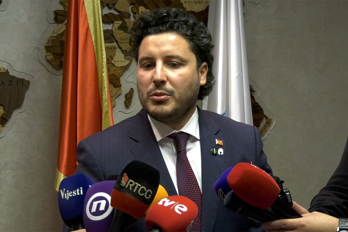 Abazović otkrio da li će podržati Đukanovića na izborima