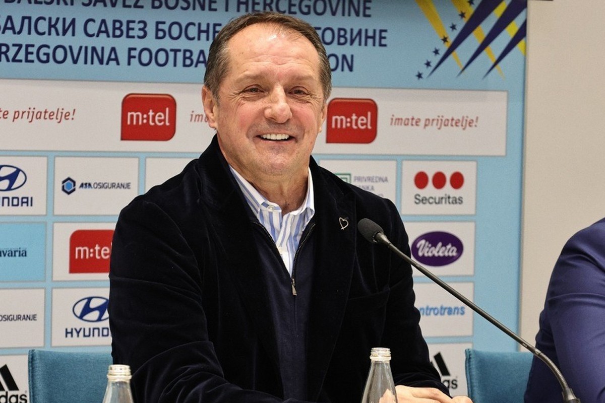 Hadžibegić otkrio karte, na spisku 25 imena