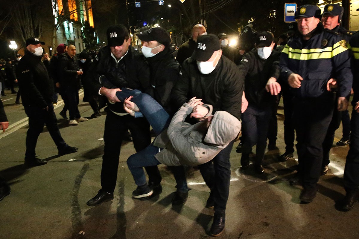 Epilog sukoba u Gruziji: Povrijeđeno 50 policajaca, iza rešetaka 66 osoba