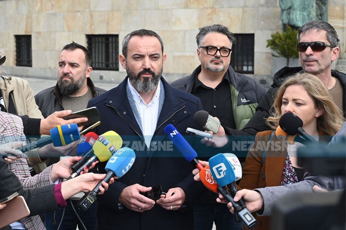 Vukelić o napadima na vozila banjalučkih novinara: Ovo je otišlo predaleko