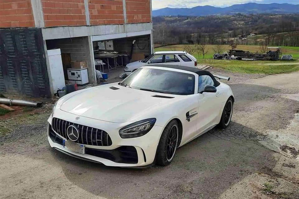 Detalji krađe skupocjenog mercedesa, pali poznati kradljivci