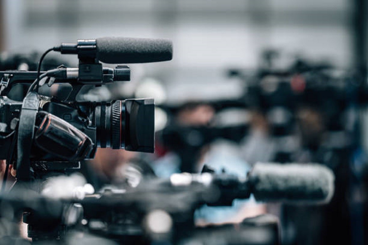 SafeJournalists: Nedopustivi pritisci na slobodu medija i novinare u Republici Srpskoj