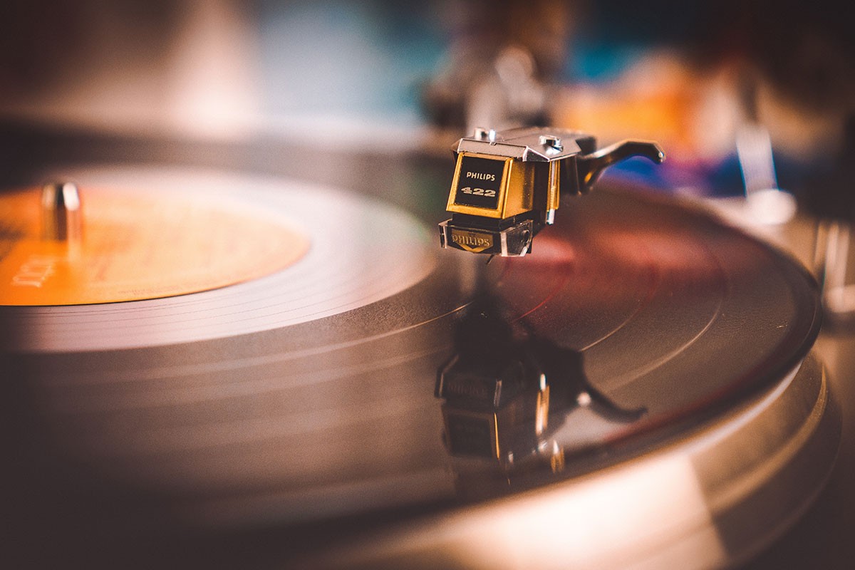 Prvi put od 1987. godine: Prodaja vinilskih ploča nadmašila prodaju diskova