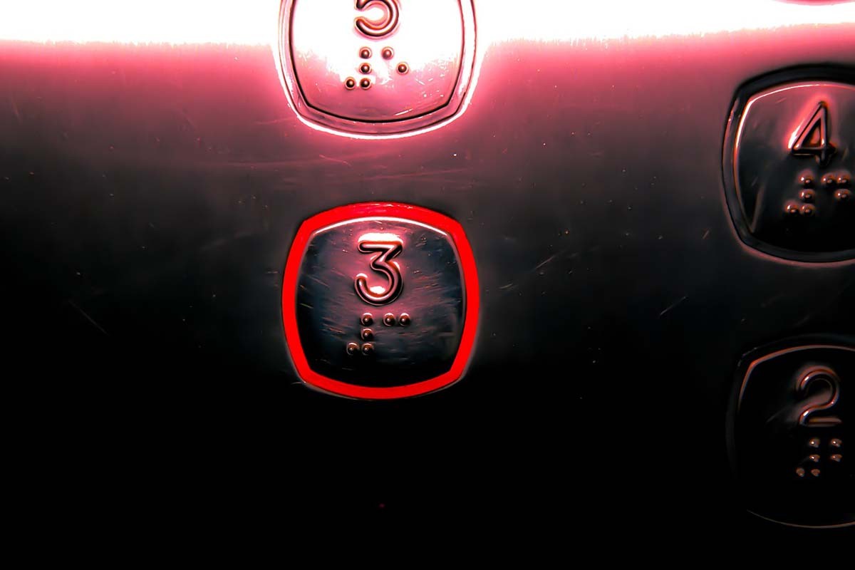 Lift se zaglavio, vatrogasci pronašli tijelo