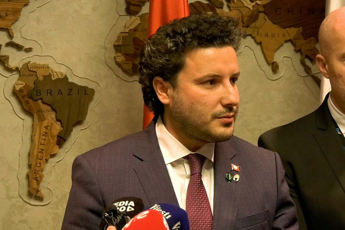 Abazović: Raspuštanje Skupštine nije u skladu sa Ustavom