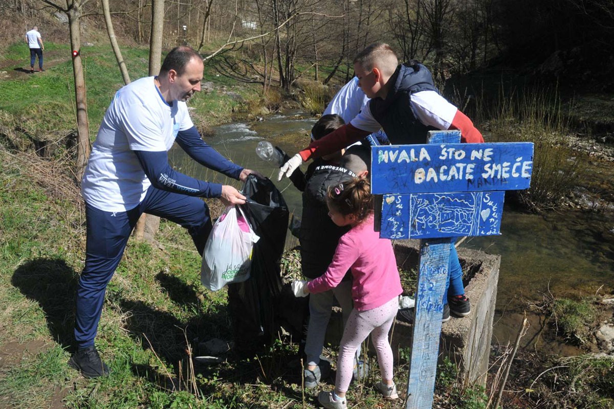 Subota u znaku čišćenja Suturlije, najmlađi i odrasli udružili snage