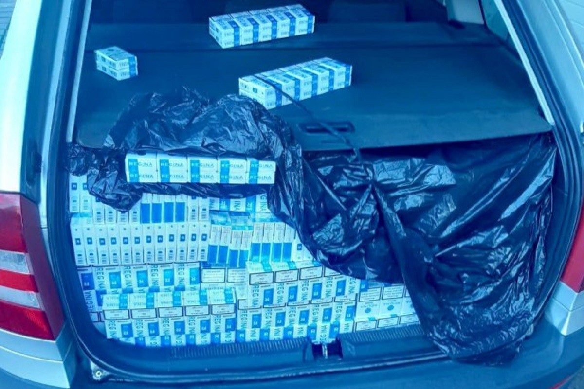 U automobilu mu pronađeno 1.250 paketa cigareta