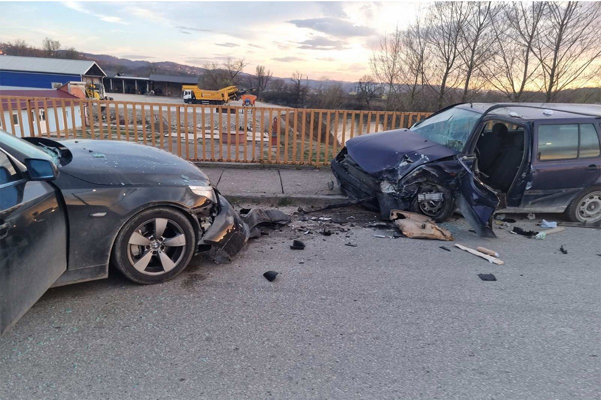 Sudar u Doboju, vozači prevezeni u bolnicu