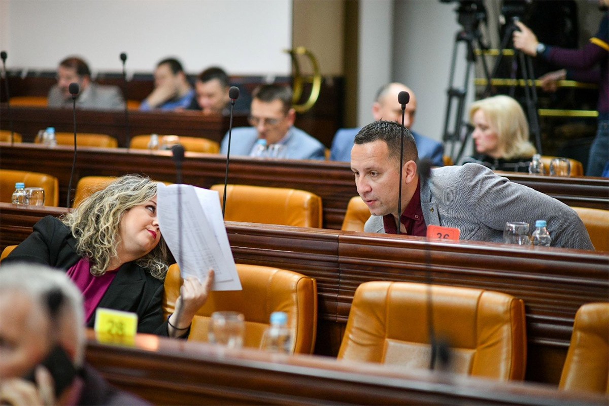 Skupština grada Banjaluka: Rupe na putu, ulice bez asfalta