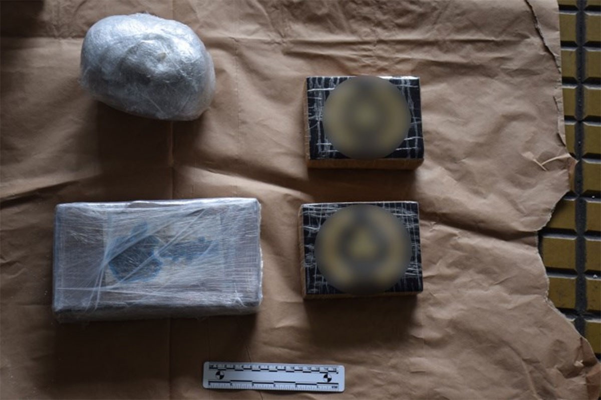 Srbin i Slovenka kokain i heroin krili pod nogama (FOTO)
