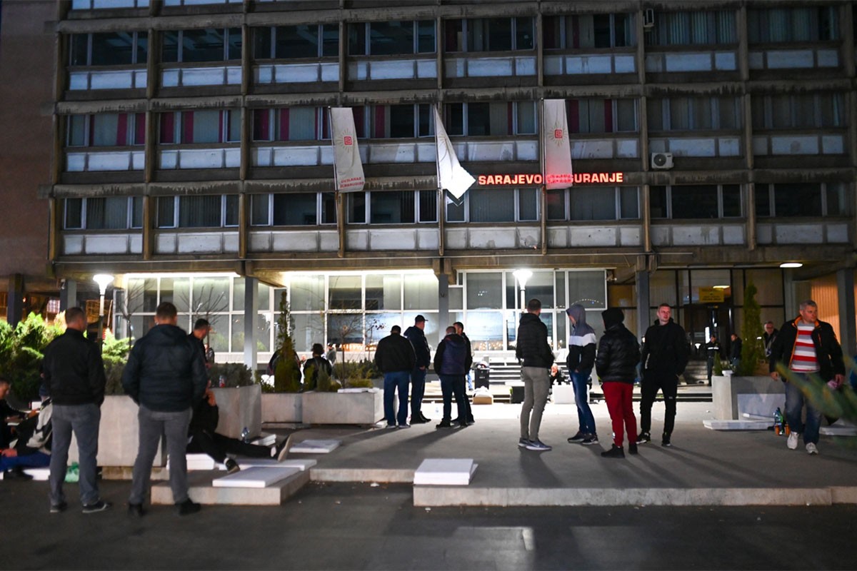 Rudari će provesti noć ispred Gradske uprave