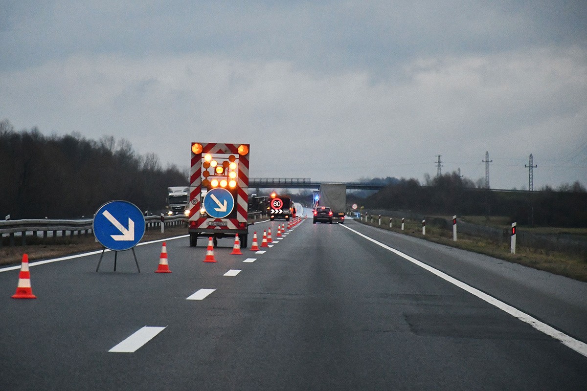 Pas uočen na auto-putu u Hrvatskoj, apel vozačima na oprez
