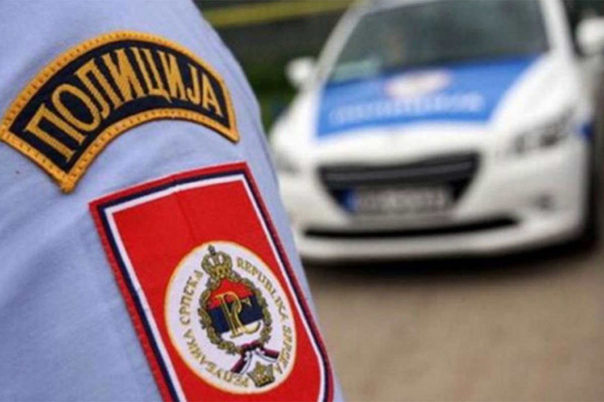 Prijavljen za nasilje u porodici, napao polciju pa mu oduzeti oružje i municija