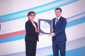 Posebno priznanje za najveći plasman kredita privredi uručeno Novoj ...