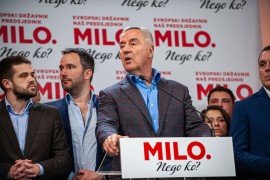 Monah ispratio "mrtvačkim zvonima" poraženog Đukanovića