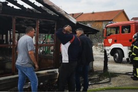 Izgorjela pečenjara s jagnjadima