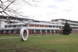 Stradali studenti i radnici banjalučkog Univerziteta dobijaju ...