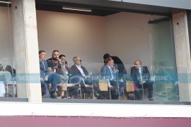 Dodik prati meč Đokovića i Van Aša