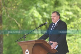 Dodik: Svaki dan da se prisjetimo djece koja su u džakovima bacana u ...