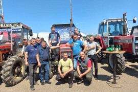 "Slatinska traktorijada" okupila 150 traktora