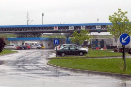 Obilazio kolonu na hrvatskoj granici pa "popio" kaznu