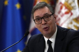 Vučić najavio novo povećanje plata ljekarima i medicinskim ...