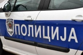 Tragedija u Rumi: Ubio majku, pa sebe