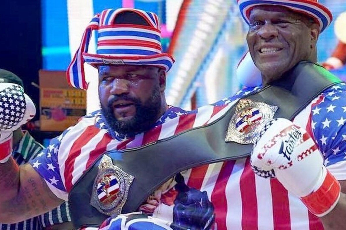 Legenda UFC-a pobijedio u "sijamskom boksu" nokautom