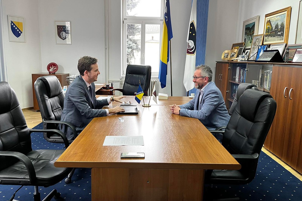 Kompanije iz IT sektora u Kantonu Sarajevo ostvarile blizu 700 miliona KM prihoda u 2022.