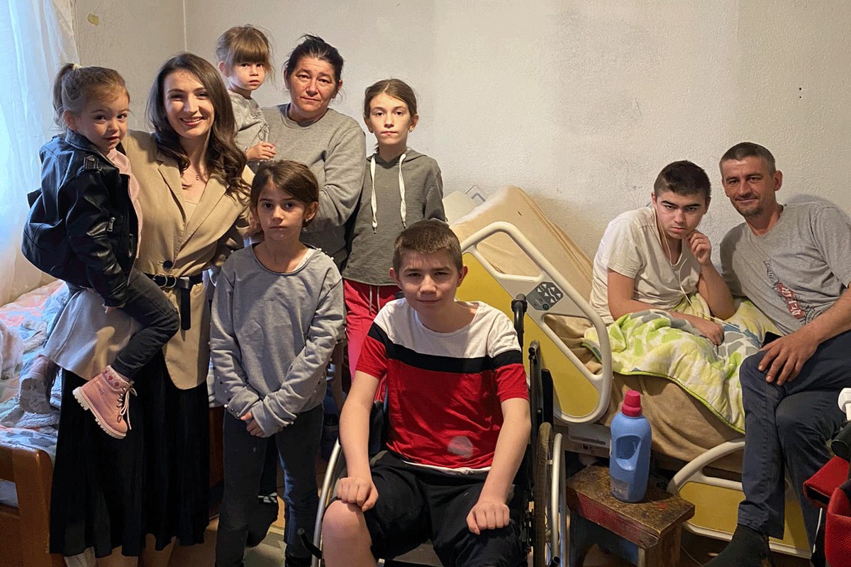 Humanost Banjalučanke: Šaranjem jaja prikupila novac za porodicu Kostadinović