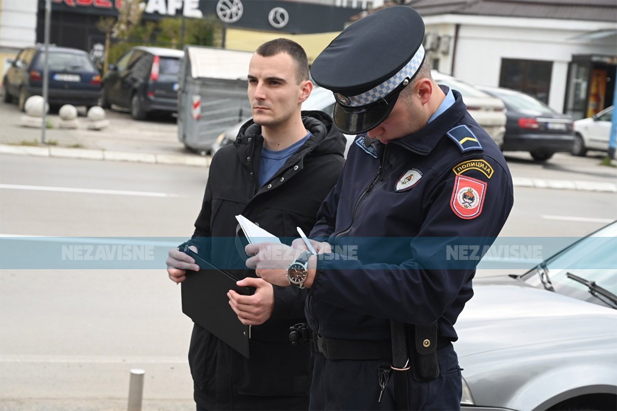 Odgođena deložacija na Staroj autobuskoj stanici, policija legitimisala političare i građane