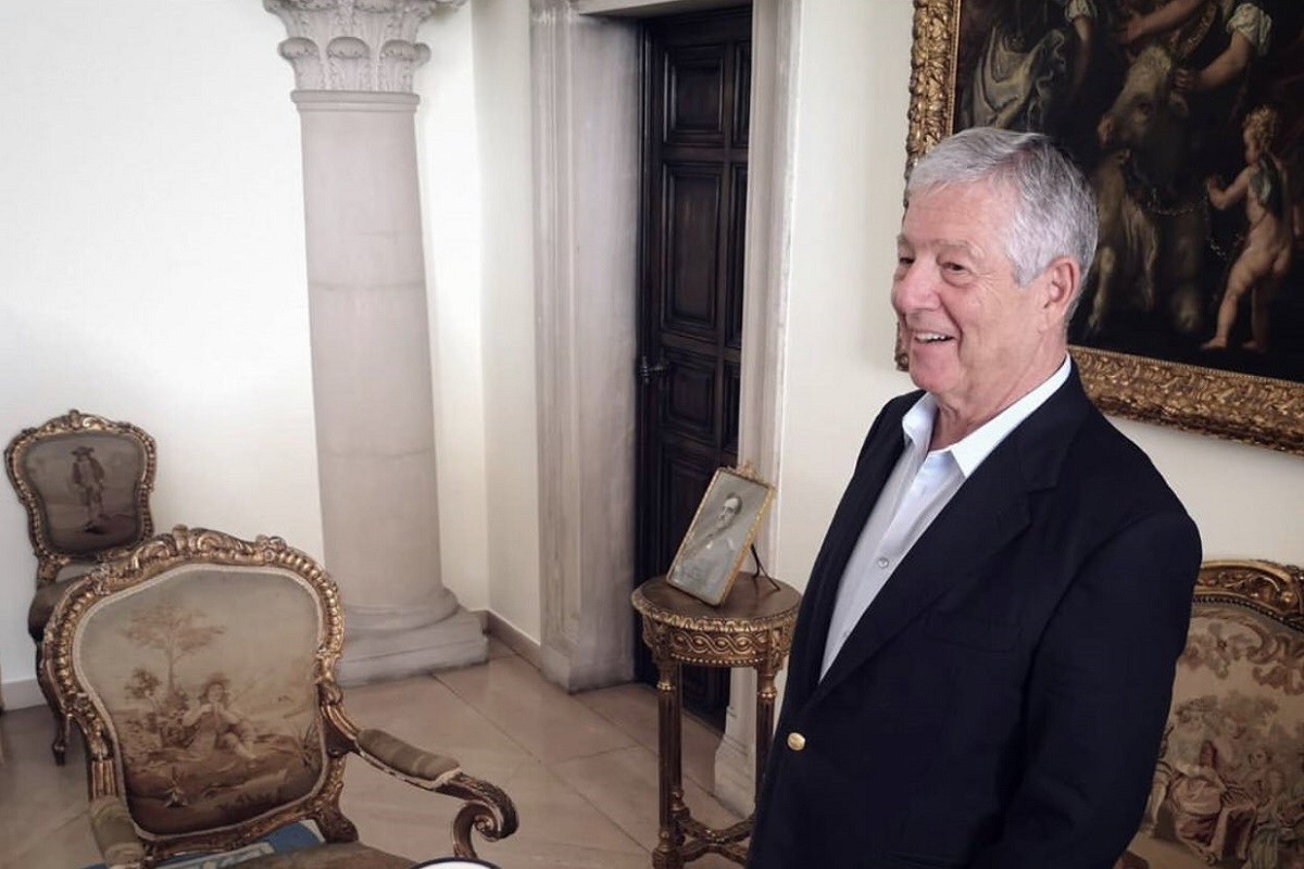 Princ Aleksandar Karađorđević čestitao Vaskrs