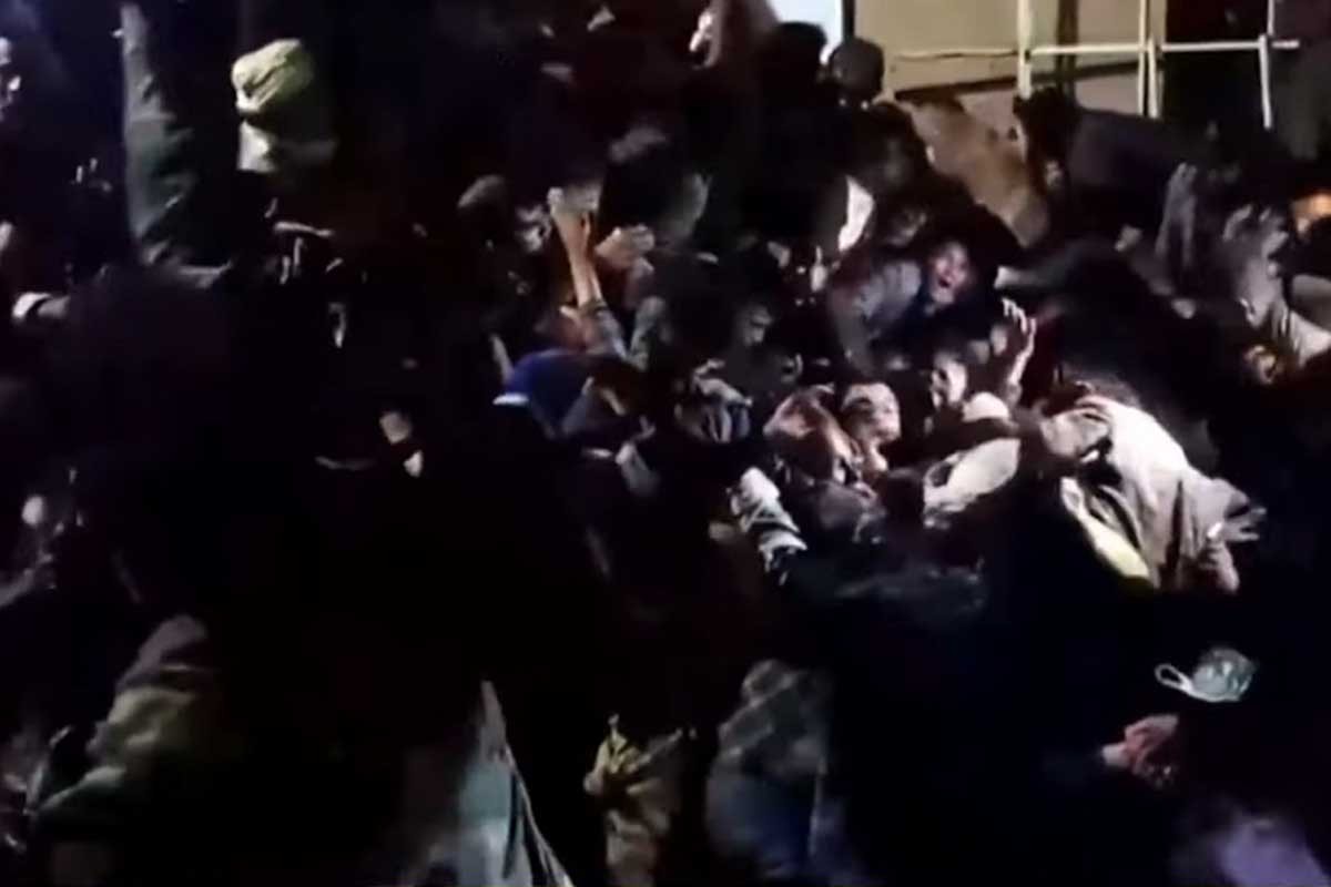 Najmanje 78 žrtava stampeda u Јemenu (VIDEO)