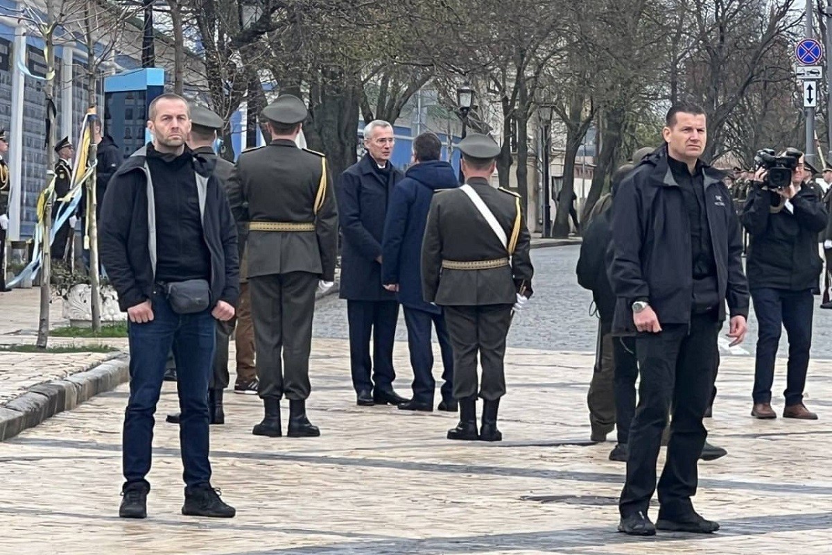Stoltenberg u iznenadnoj posjeti Ukrajini (VIDEO)