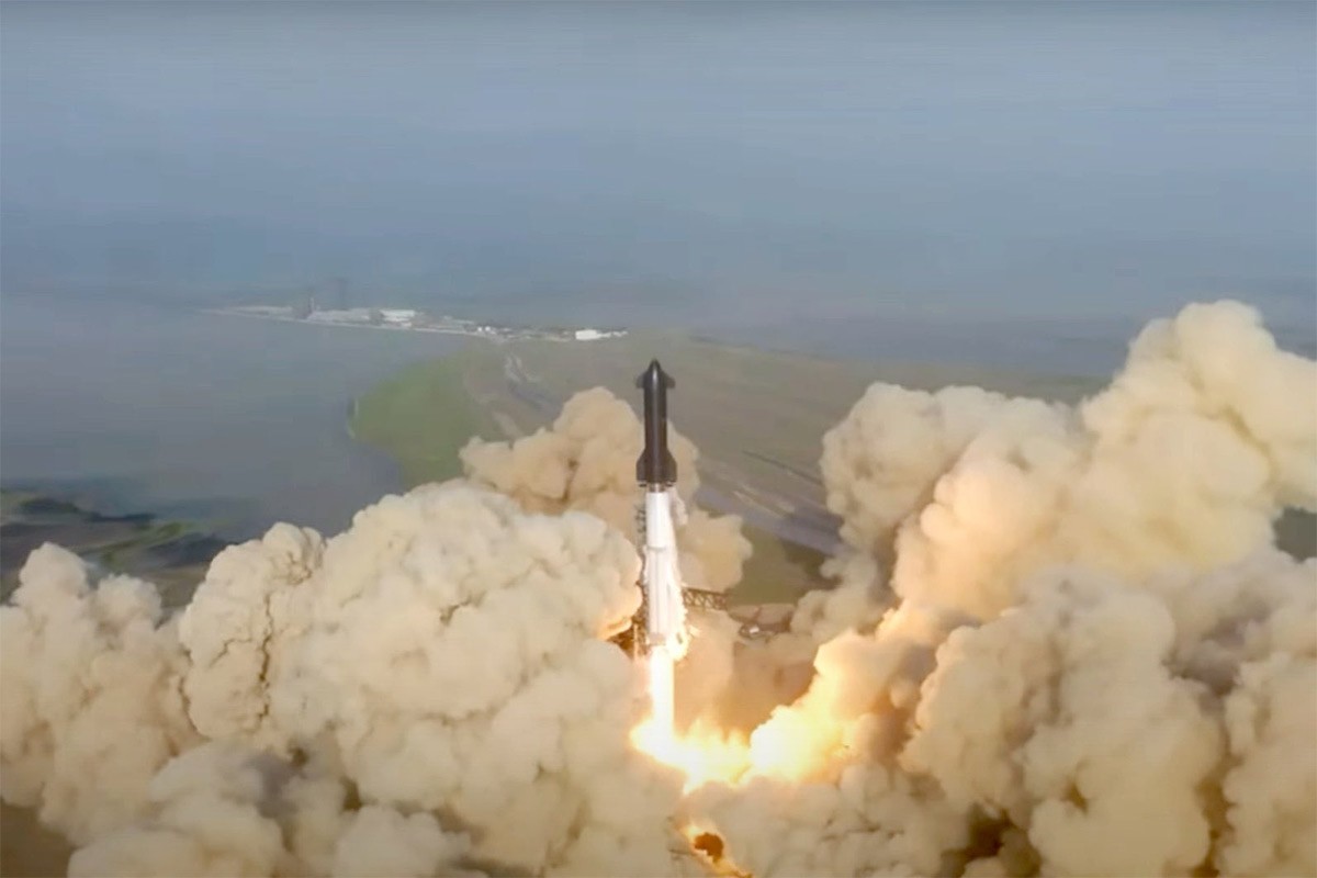 Maskova raketa eksplodirala nakon četiri minuta (VIDEO)